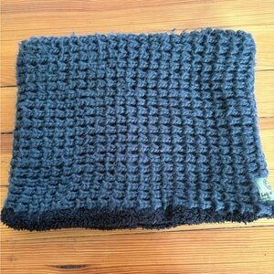 Cozy Black Knit Scarf